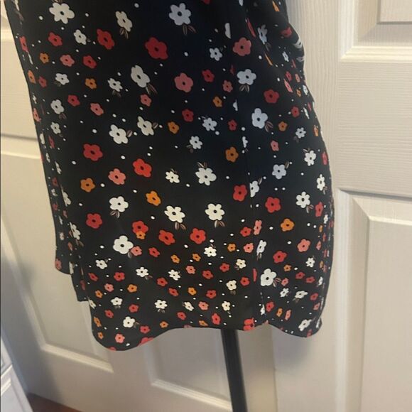 CAbi Style 3957 Black Top with Vibrant Floral Pattern - Picture 7 of 8